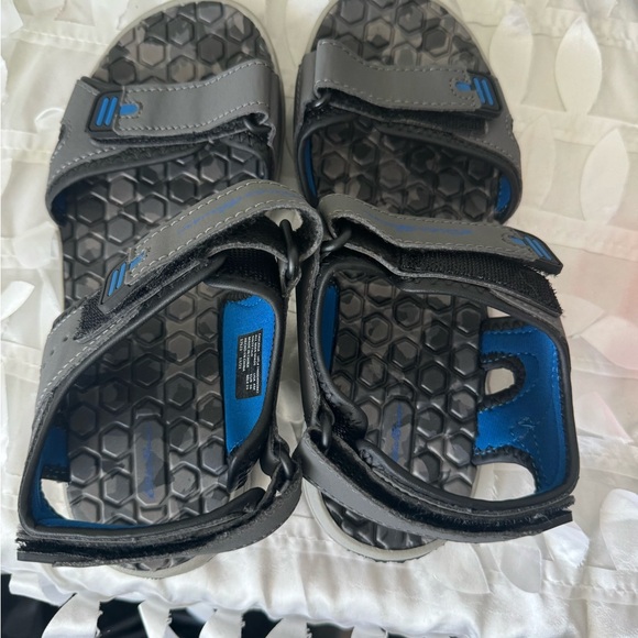 Nike 270 kids, nikes for boys dr martin boots size 13 for boys and size 9 women - Picture 13 of 16